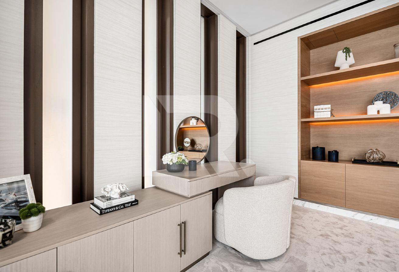 Exquisite Private Home by Award-Winning Designer photo 26