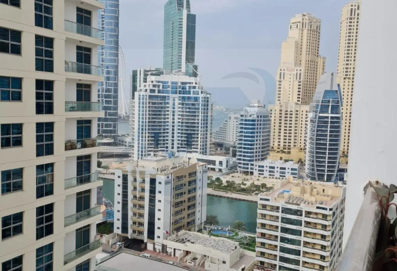 98249067 - Property Main Image