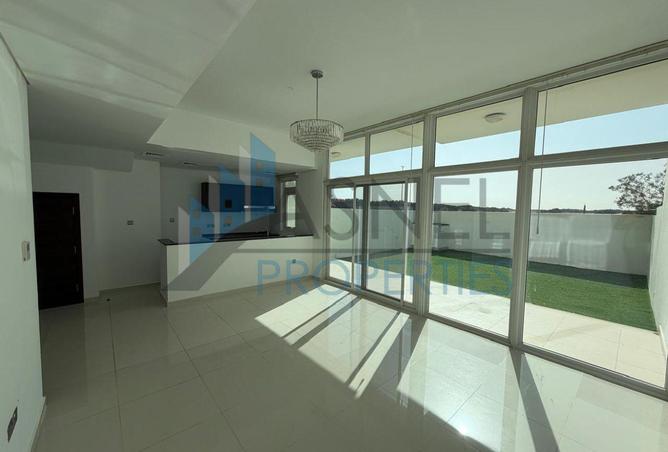 136994389 - Property Image 3