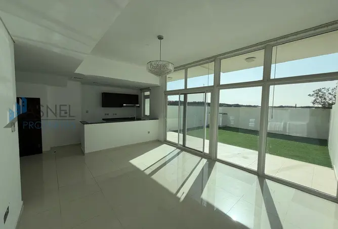 136994389 - Property Image 3