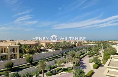 Apartment - 2 Bedrooms - 4 Bathrooms for rent in Saadiyat Beach Residences - Saadiyat Beach - Saadiyat Island - Abu Dhabi