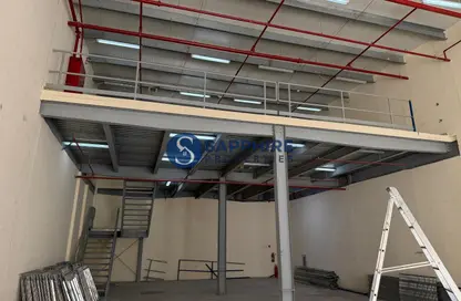 مستودع - استوديو - 1 حمام للايجار في 18 المنطقة الصناعية رقم - المنطقة الصناعية بالشارقة - الشارقة