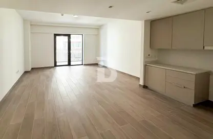 شقة - 2 غرف نوم - 2 حمامات للايجار في لوتس في كريك بيتش مبنى 3 - لوتس في كريك بيتش - جريك بيتش - مرسى خور دبي - دبي