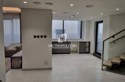 Apartment - 3 - 3 for rent in Cloud Tower A - Cloud Tower - District 2 - Jumeirah Village Triangle - Dubai
