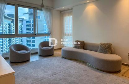 Apartment - 2 - 4 for rent in Marina Residences 1 - Marina Residences - Palm Jumeirah - Dubai