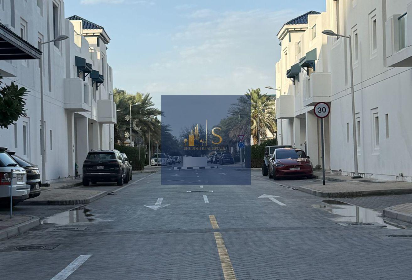Best Price | Beach Access | Vacant photo 10