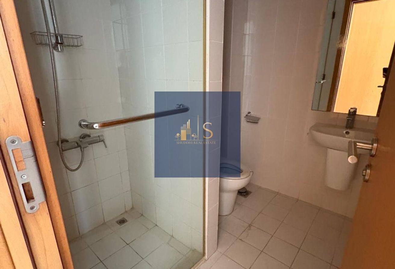 Best Price | Beach Access | Vacant photo 8