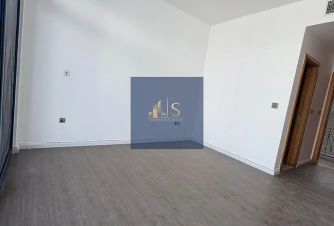 76582554 - Property Image 3