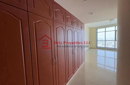Apartment - 2 Bedrooms - 3 Bathrooms for rent in Ajman Corniche Residences - Ajman Corniche Road - Ajman
