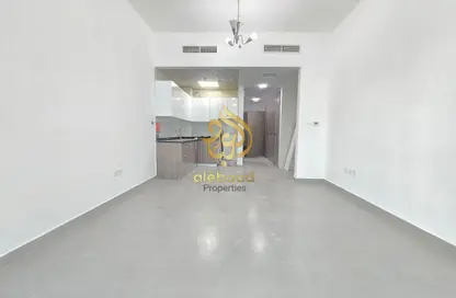 Apartment - 1 Bathroom for rent in Le Bistrot - International City Phase 2 - Al Warsan 4 - Al Warsan - Dubai