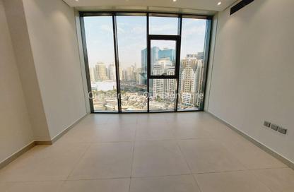 Apartment - 2 Bedrooms - 3 Bathrooms for rent in Shadow Tower - Al Mamzar - Sharjah - Sharjah