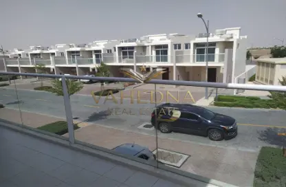 Townhouse - 3 Bedrooms - 4 Bathrooms for rent in Basswood - Damac Hills 2 - Dubai