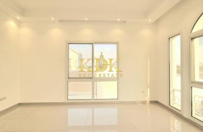 Villa - 4 - 6 for rent in Nad Al Sheba 4 - Nad Al Sheba - Dubai Villa - 4 - 6 for rent in Nad Al Sheba 4 - Nad Al Sheba - Dubai