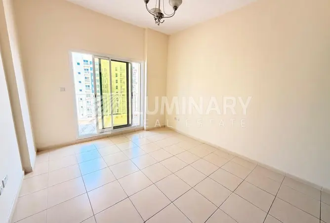 155581385 - Property Image 2