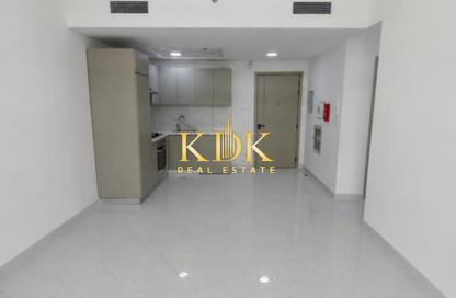 شقة - غرفة نوم - 1 حمام للايجار في سكاي كورتس تاور A - أبراج سكاي كورتس - مجمع دبي ريزيدنس - دبي