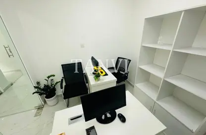 Office Space - Studio - 1 Bathroom for rent in Reem Residency - Al Karama - Dubai