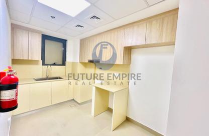 Apartment - 1 Bedroom - 2 Bathrooms for rent in Jumeirah Garden City - Al Satwa - Dubai