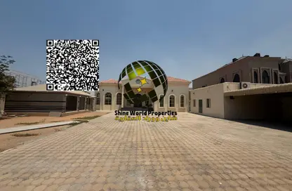 عمارة بالكامل - 8 غرف نوم - 8 حمامات للبيع في قرية الاميرة - الياسمين - عجمان