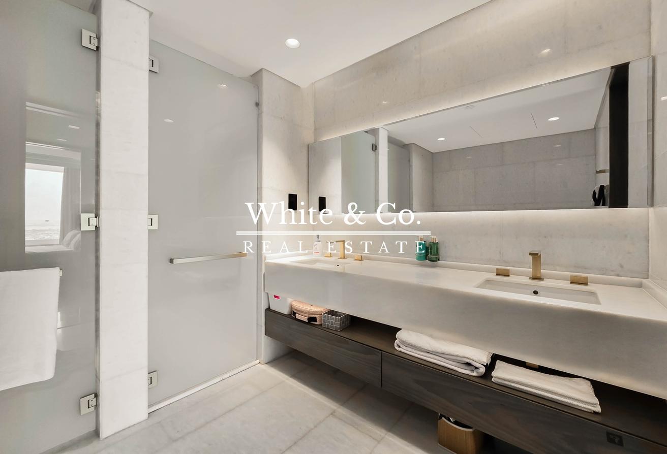 Vacant | After Summer | Fully Furnished photo 9