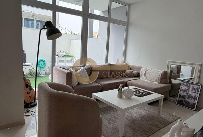 100851824 - Property Image 2