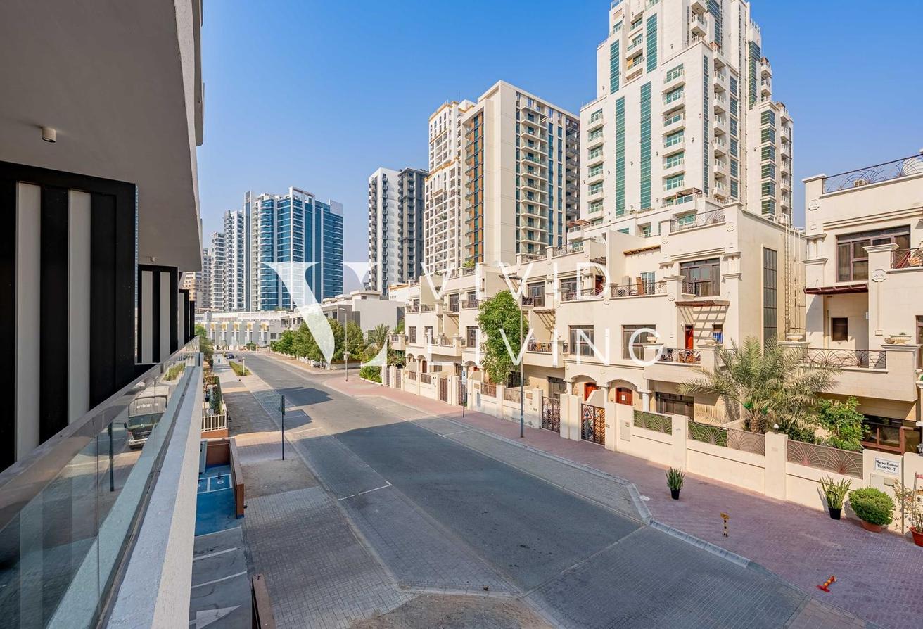Vacant | Fully Furnished | Road View photo 11
