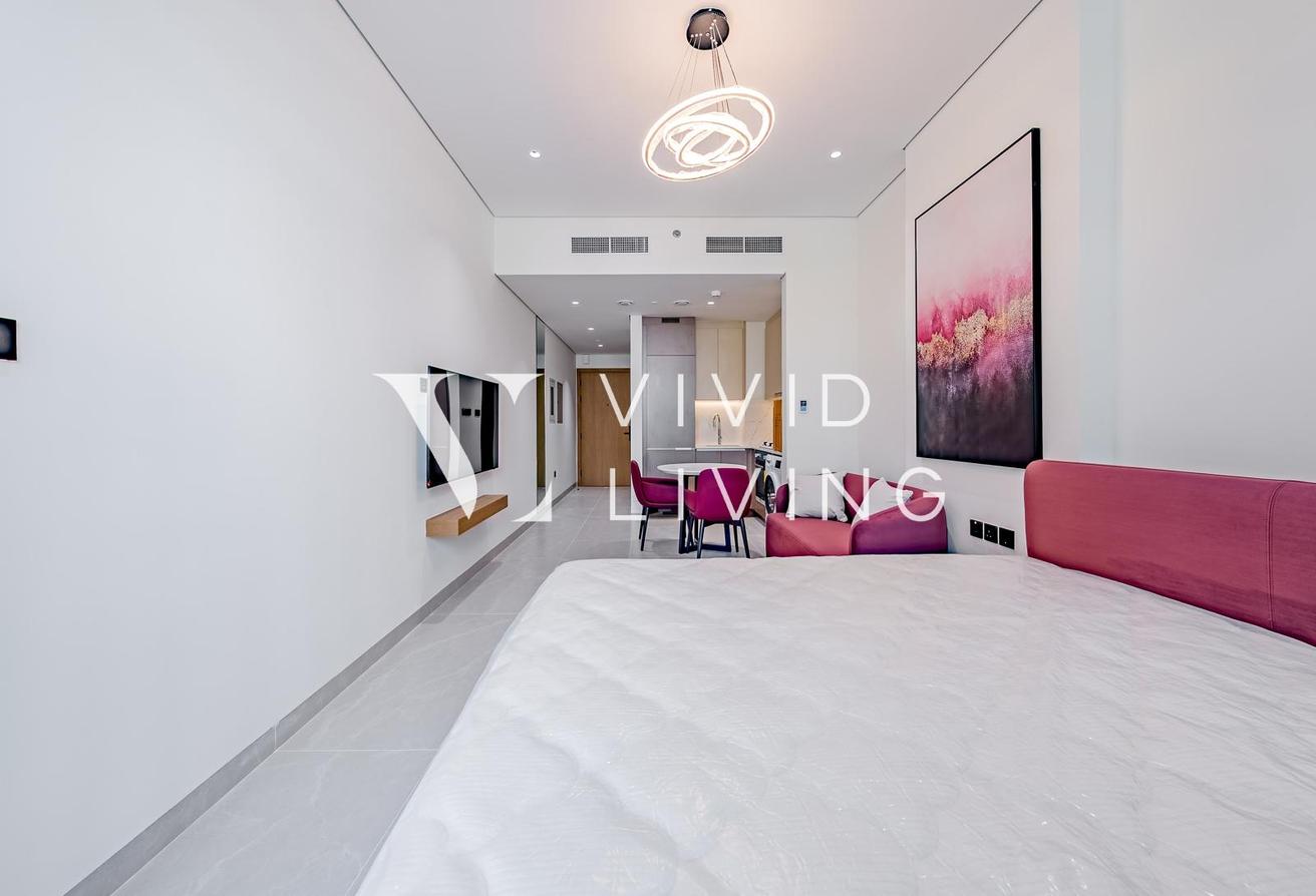 Vacant | Fully Furnished | Road View photo 8