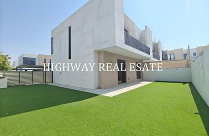 Townhouse - 4 - 5 for rent in Nasma Residence - Al Tai - Sharjah