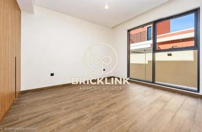 Villa - 4 - 3 for rent in Portofino - Damac Lagoons - Dubai
