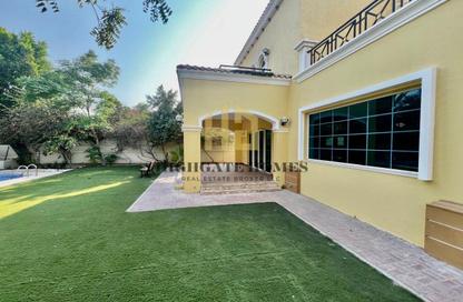 Villa - 4 - 5 for sale in District 4 - Jumeirah Park - Dubai