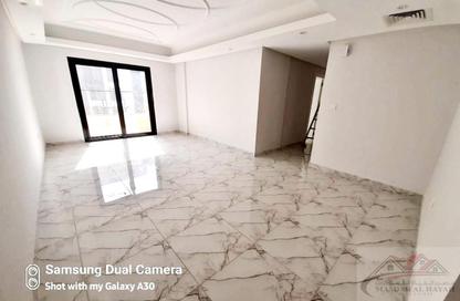 Apartment - 2 Bedrooms - 3 Bathrooms for rent in Muwailih Building - Muwaileh - Sharjah Apartment - 2 Bedrooms - 3 Bathrooms for rent in Muwailih Building - Muwaileh - Sharjah