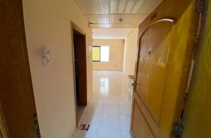 Apartment - Studio - 1 Bathroom for rent in Abu Jemeza Building 2 - Al Mareija - Al Gharb - Sharjah Apartment - Studio - 1 Bathroom for rent in Abu Jemeza Building 2 - Al Mareija - Al Gharb - Sharjah