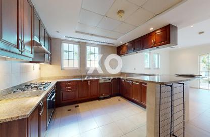 Villa - 4 Bedrooms - 5 Bathrooms for rent in Legacy Large - Legacy - Jumeirah Park - Dubai Villa - 4 Bedrooms - 5 Bathrooms for rent in Legacy Large - Legacy - Jumeirah Park - Dubai