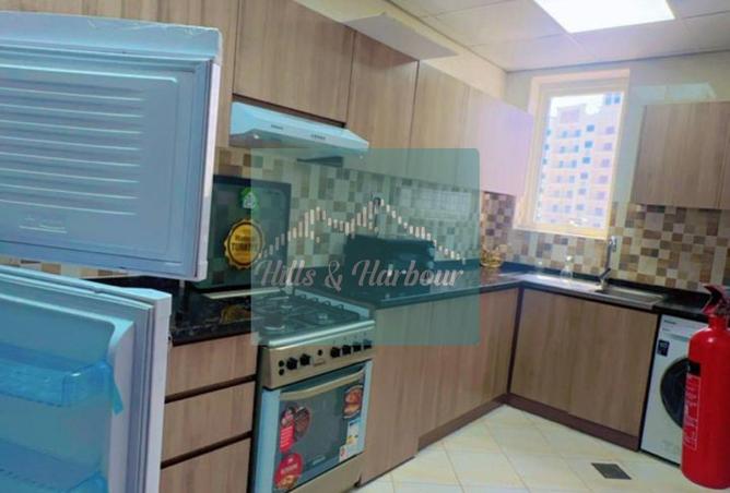 82806157 - Property Image 3