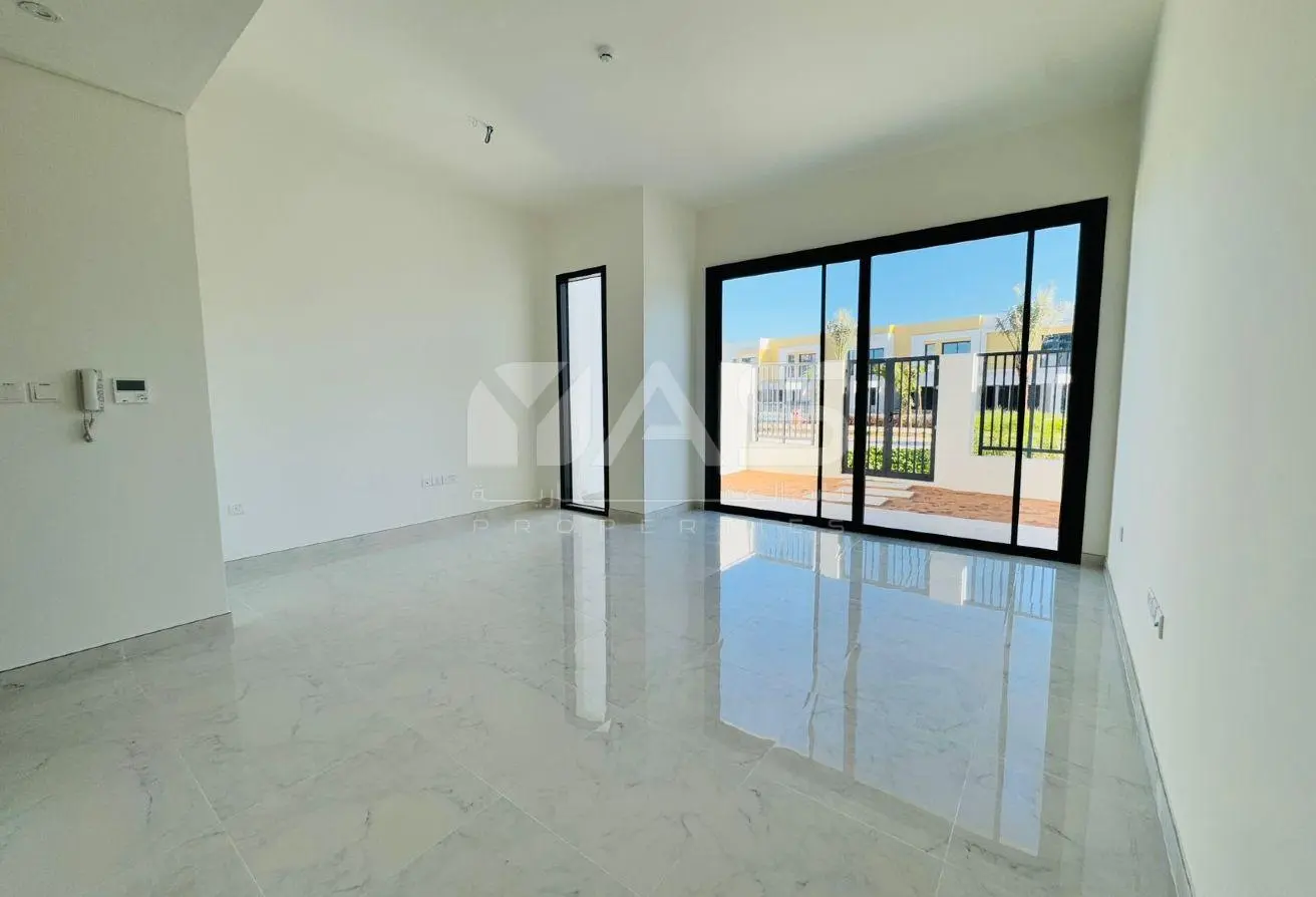 166061287 - Property Main Image