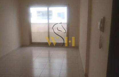 شقة - غرفة نوم - 2 حمامات للبيع في C3 برج ماجستيك - مدينة الإمارات - عجمان