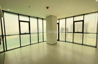 Apartment - 3 Bedrooms - 3 Bathrooms for rent in Faradis Tower - Al Mamzar - Sharjah - Sharjah