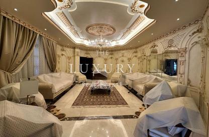 Villa - 5 Bedrooms - 7 Bathrooms for rent in Al Barsha South 1 - Al Barsha South - Al Barsha - Dubai