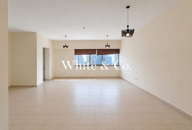 122442194 - Property Main Image