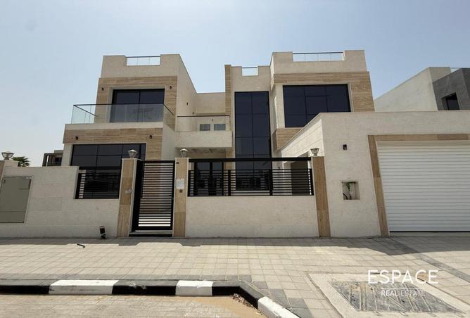 102411202 - Property Main Image