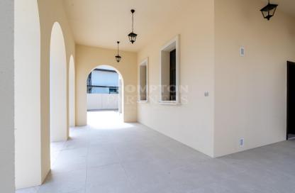 Villa - 5 Bedrooms - 7 Bathrooms for rent in Nad Al Dhabi - Al Jubail Island - Abu Dhabi