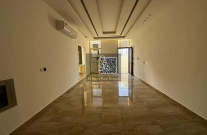 Villa - 5 Bedrooms - 6 Bathrooms for rent in Al Yasmeen 1 - Al Yasmeen - Ajman Villa - 5 Bedrooms - 6 Bathrooms for rent in Al Yasmeen 1 - Al Yasmeen - Ajman