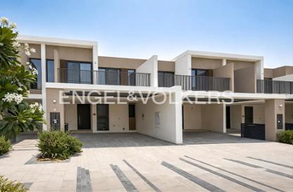 Townhouse - 3 Bedrooms - 4 Bathrooms for rent in Elan - Tilal Al Ghaf - Dubai