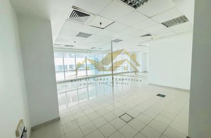 Office Space - Studio - 1 Bathroom for rent in Sheikh Zayed Road - Dubai