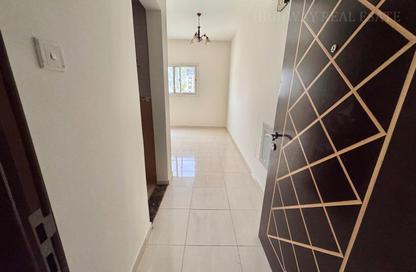 Apartment - Studio - 1 Bathroom for rent in Muwaileh 3 Building - Muwaileh - Sharjah