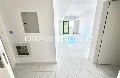 Apartment - 2 Bedrooms - 3 Bathrooms for rent in Muwaileh 3 Building - Muwaileh - Sharjah