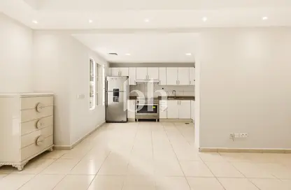 Townhouse - 2 Bedrooms - 3 Bathrooms for rent in Springs 2 - The Springs - Dubai