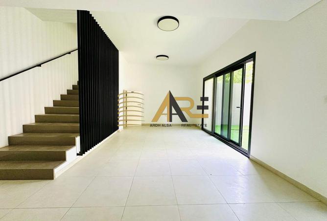 93149871 - Property Main Image