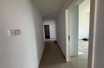 Apartment - 3 - 3 for rent in Thuraya Al Majaz Building - Al Majaz 3 - Al Majaz - Sharjah