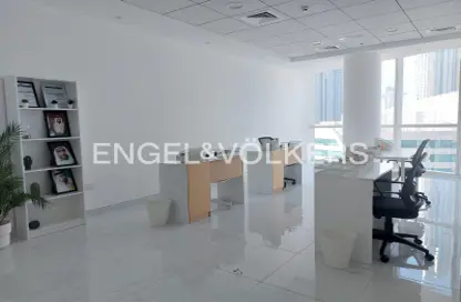 مكتب - استوديو - 1 حمام للايجار في B2B  برج - الخليج التجاري - دبي