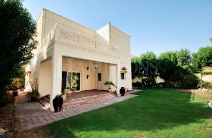 Villa - 4 Bedrooms - 5 Bathrooms for rent in Meadows 9 - Meadows - Dubai